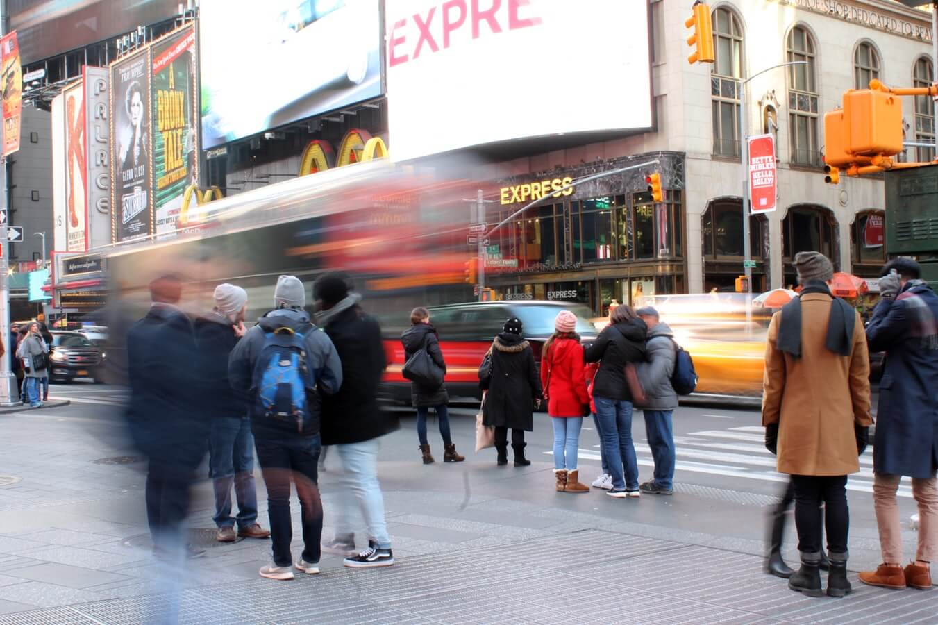 Exploring the Power of Human Connectivity in Outdoor Advertising