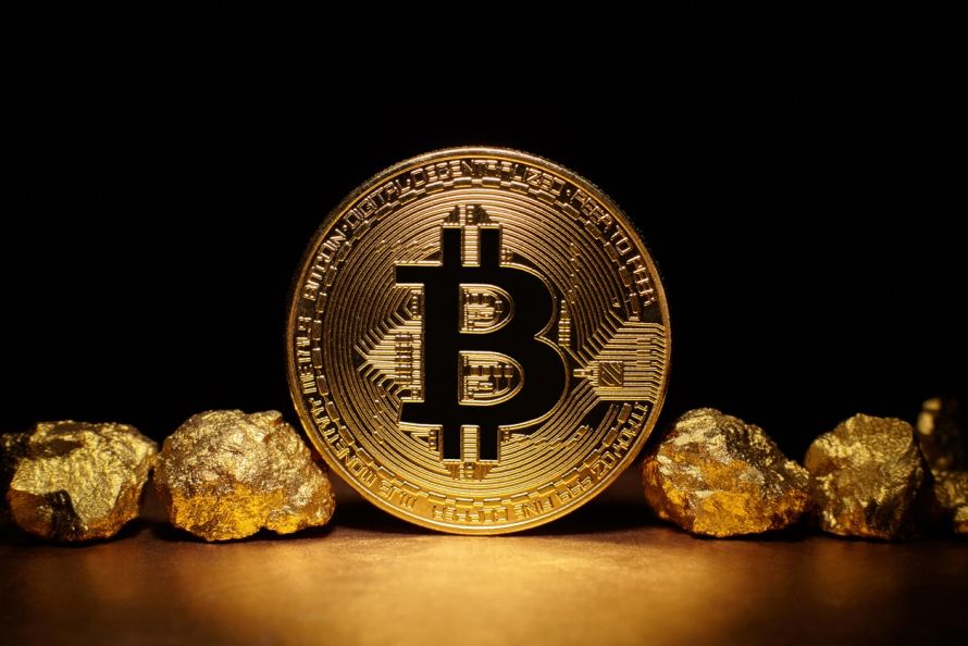 Institutional investors may dump Bitcoin for gold as prices slide below $40k, JPMorgan