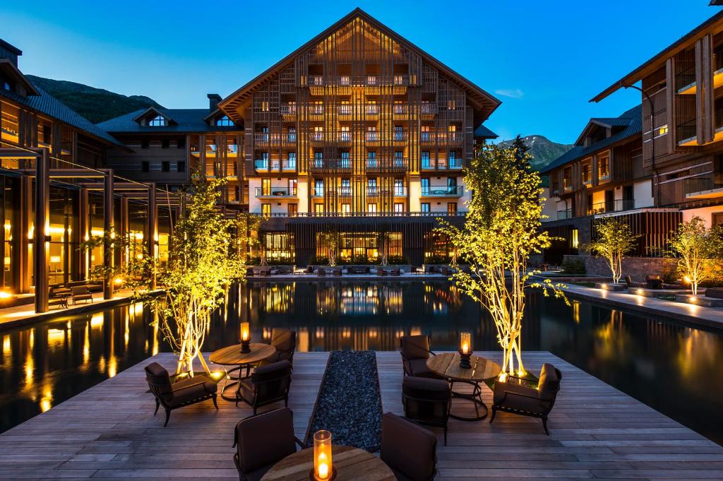 5-star Swiss Alps hotel enables crypto payments